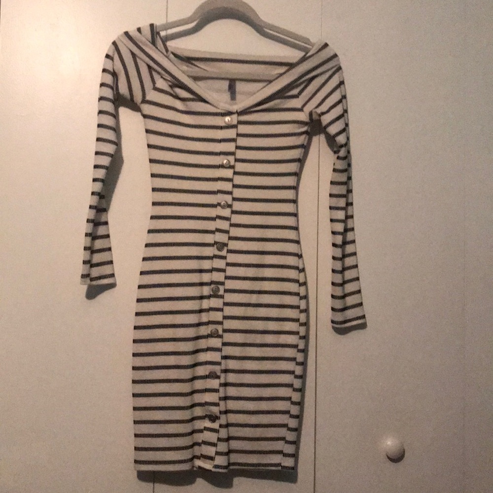 Stripe that down midi dress- BLACK/WHITE